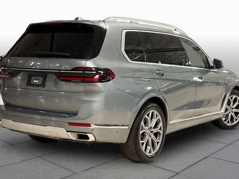 Used 2025 BMW X7 xDrive40i w/ Premium Package AWD/4WD image 12