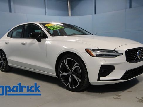 Used 2024 Volvo S60 B5 Plus AWD/4WD image 1