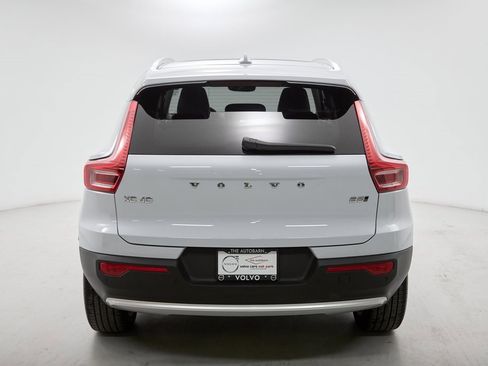 Certified 2024 Volvo XC40 B5 Plus w/ Protection Package Premier image 8