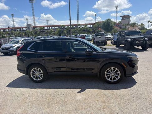 Used 2023 Honda CR-V EX image 4