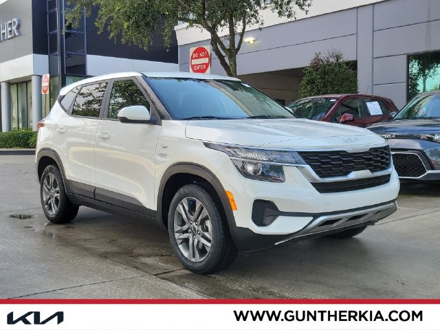 Certified 2023 Kia Seltos LX AWD/4WD image 1