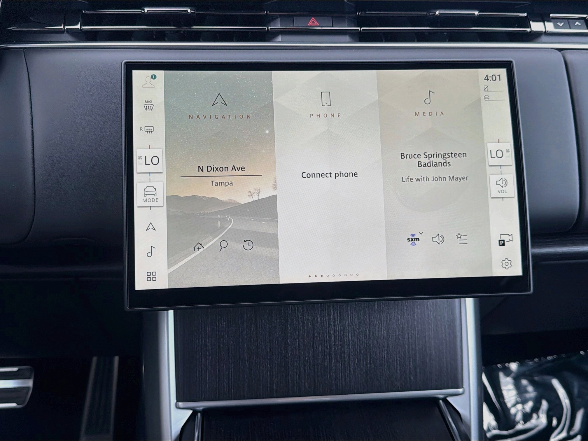 New 2026 Land Rover Range Rover Long Wheelbase SE AWD/4WD image 30