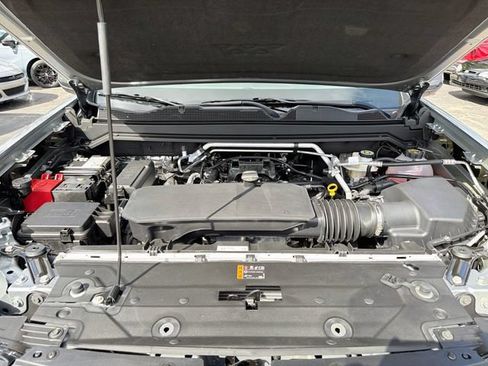 New 2026 Chevrolet Colorado LT w/ LT Convenience Package AWD/4WD image 32