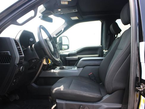 Used 2020 Ford F150 XLT w/ Equipment Group 302A Luxury AWD/4WD image 27