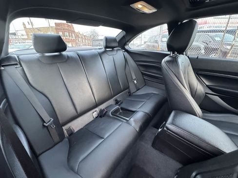 Used 2015 BMW M235i xDrive Coupe image 22