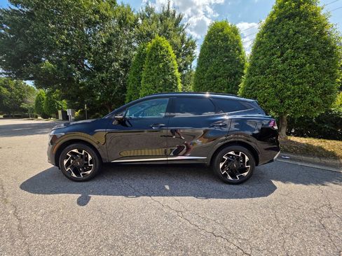 Used 2023 Kia Sportage SX AWD/4WD image 2