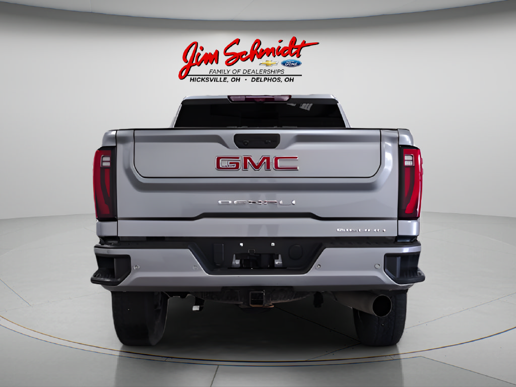 Used 2024 GMC Sierra 2500 Denali w/ Technology Package AWD/4WD image 5