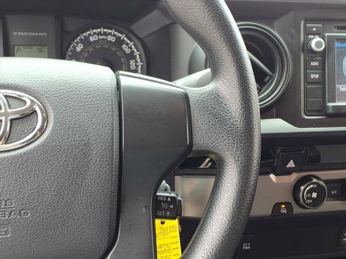 Used 2016 Toyota Tacoma SR w/ SR Convenience Package image 17