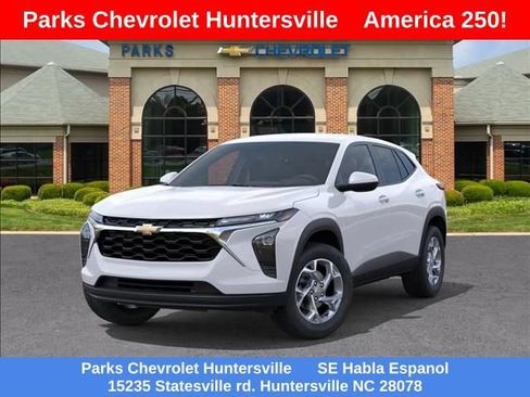 New 2026 Chevrolet Trax LS w/ LS Convenience Package FWD image 7