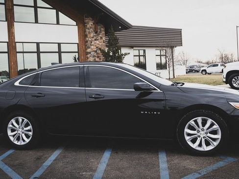 Used 2020 Chevrolet Malibu LT image 22