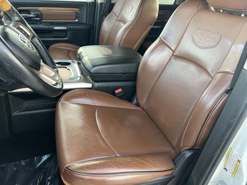 Used 2017 RAM 2500 Longhorn w/ Convenience Group image 25