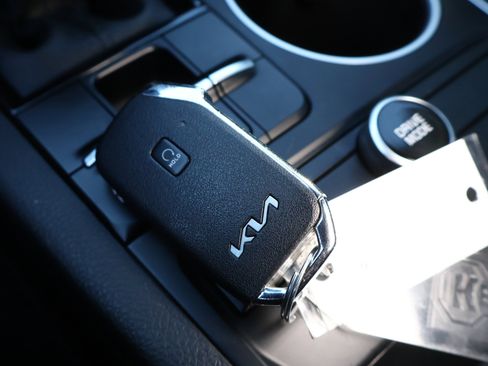 Used 2023 Kia K5 LXS image 20