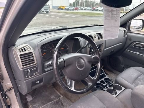 Used 2005 Chevrolet Colorado LS image 16