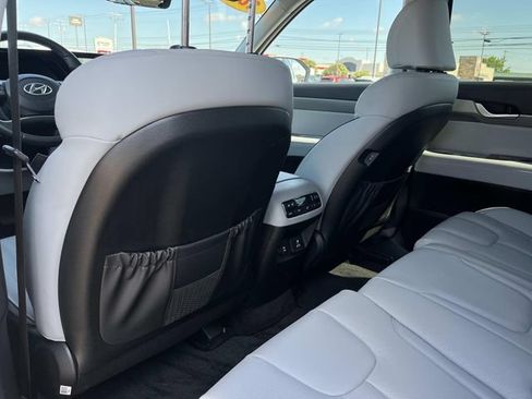 Used 2025 Hyundai Palisade SEL FWD image 21