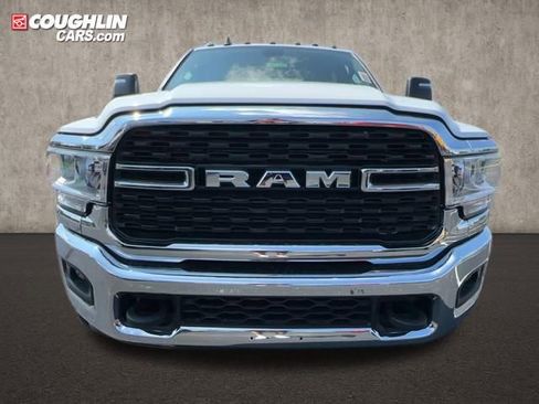 New 2023 RAM 4500 SLT w/ Quick Order Package 2YG SLT image 2