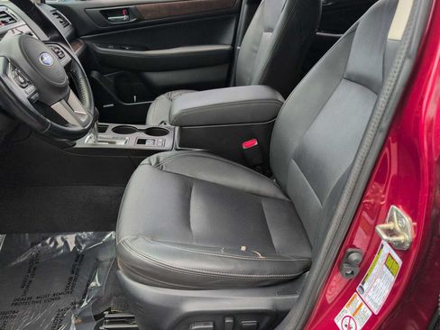 Used 2016 Subaru Outback 3.6R Limited AWD/4WD image 16