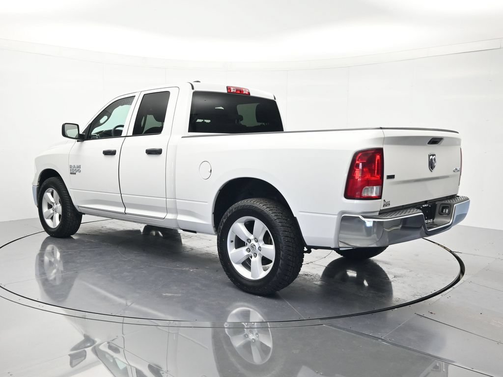Used 2024 RAM 1500 Classic SLT AWD/4WD image 7