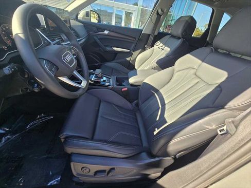 Used 2024 Audi Q5 2.0T Premium Plus w/ Premium Plus Package image 24