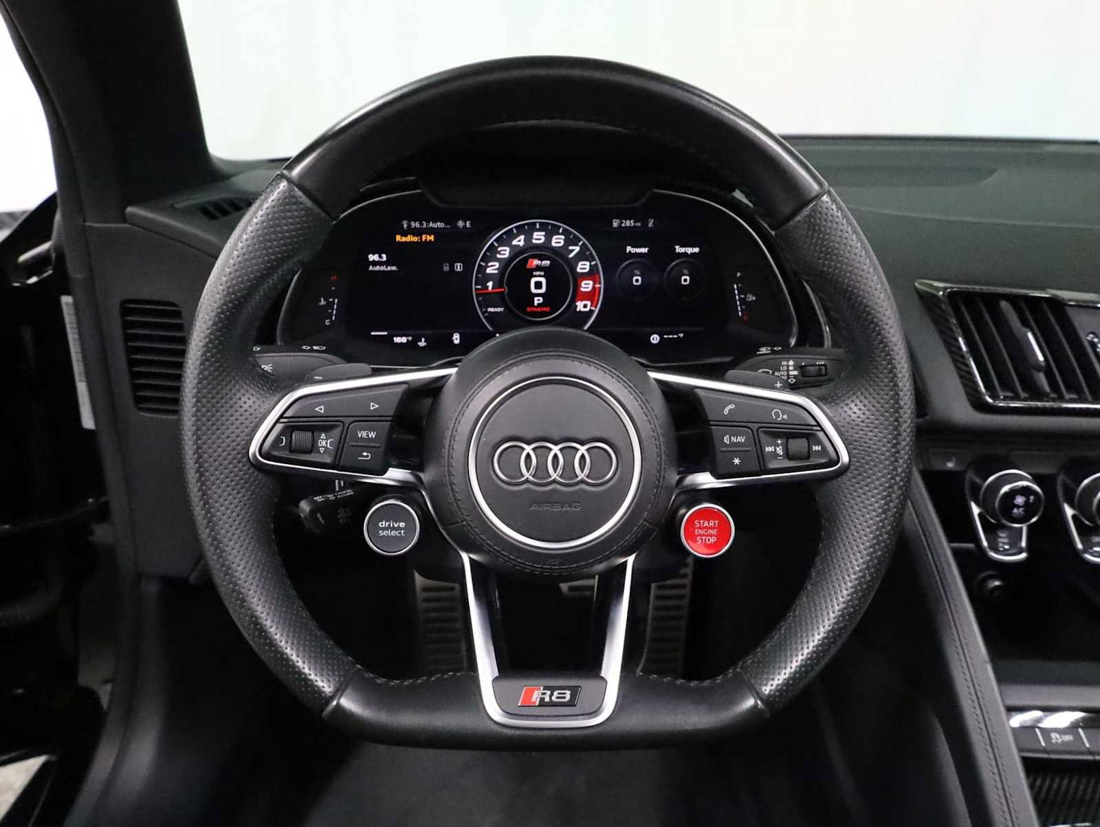 Used 2017 Audi R8 V10 w/ Carbon Exterior Package AWD/4WD image 22