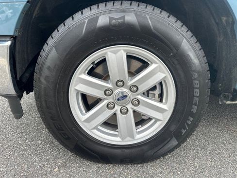 Used 2023 Ford F150 XLT image 9