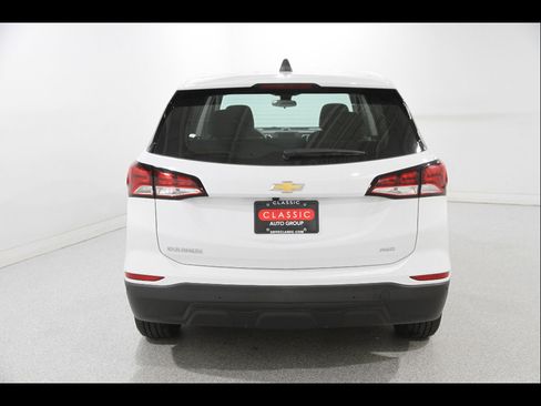 Certified 2023 Chevrolet Equinox LS w/ Driver Confidence II Package AWD/4WD image 19