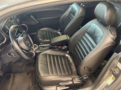Used 2012 Volkswagen Beetle Turbo image 21