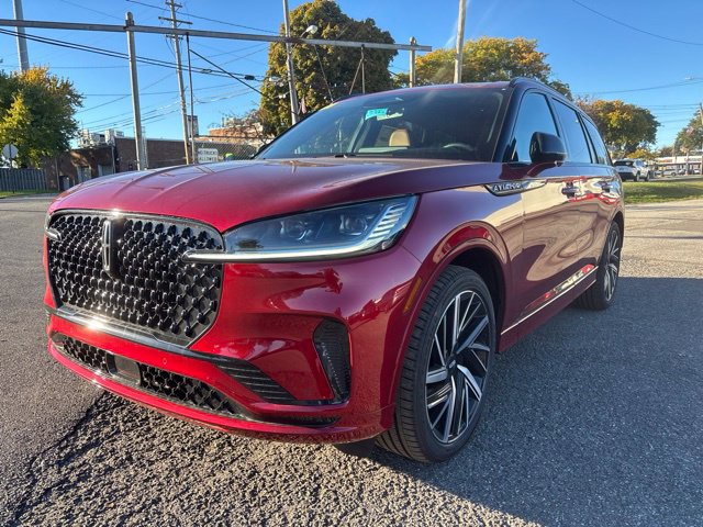 New 2027 Lincoln Aviator Black Label w/ Jet Appearance Package AWD/4WD image 5