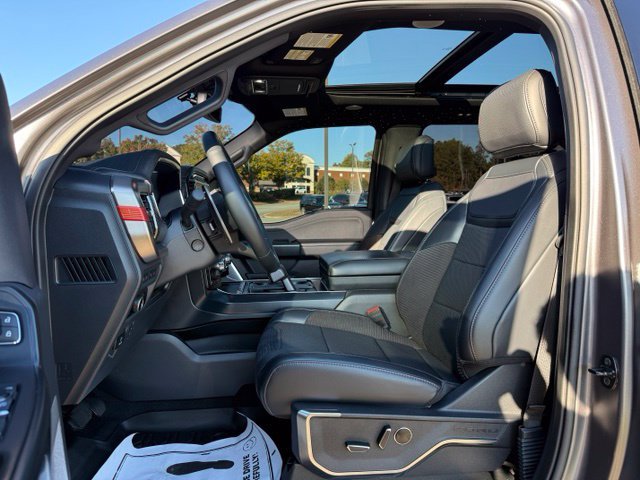 Used 2023 Ford F150 Raptor w/ Raptor Carbon Fiber Package AWD/4WD image 13