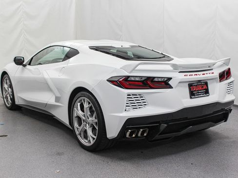 Used 2022 Chevrolet Corvette Stingray Premium Cpe w/ Z51 Performance Package RWD image 6