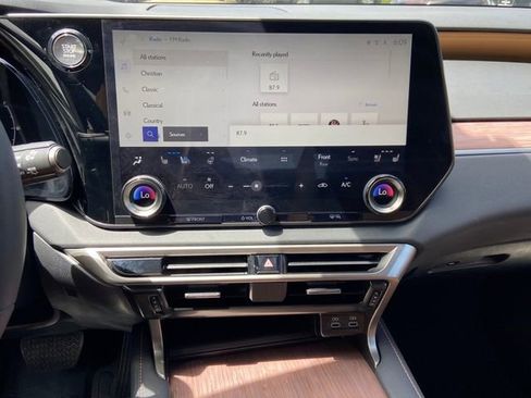 Used 2023 Lexus RX 350 Premium w/ Accessory Package AWD/4WD image 20