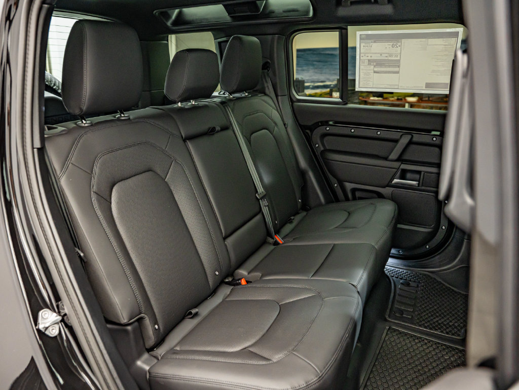 New 2026 Land Rover Defender 110 S AWD/4WD image 42