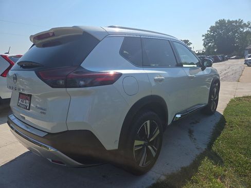 Used 2023 Nissan Rogue Platinum AWD/4WD image 4