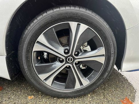 Used 2020 Nissan Leaf SV Plus w/ SV All Weather Package image 9