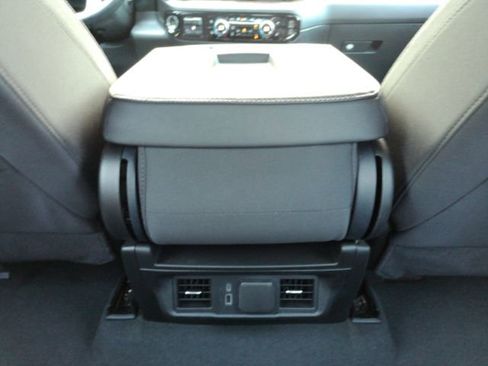 Used 2025 GMC Sierra 1500 Elevation AWD/4WD image 25