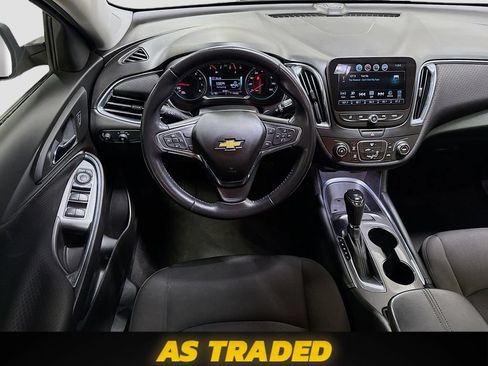 Used 2018 Chevrolet Malibu LT FWD image 22