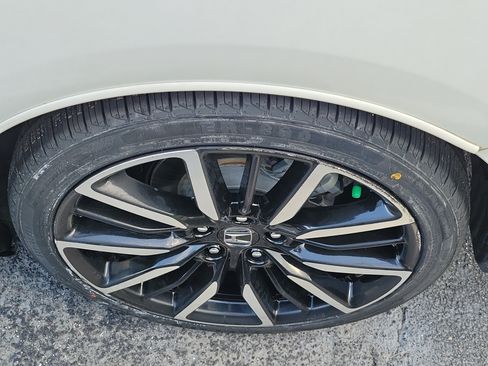 Certified 2023 Honda Accord Touring image 8