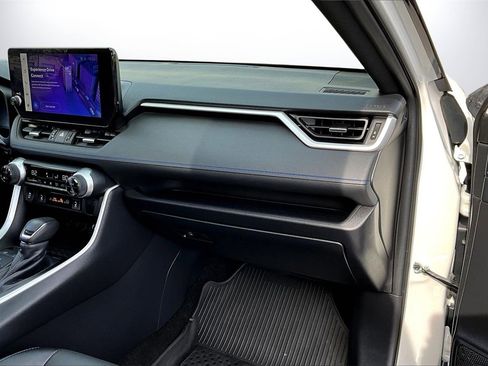 Used 2024 Toyota RAV4 XSE image 19