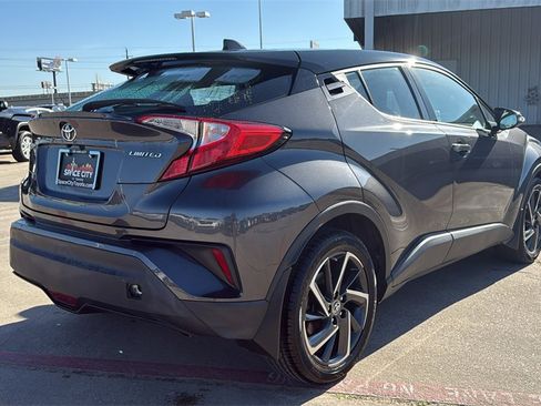 Used 2021 Toyota C-HR Limited image 7