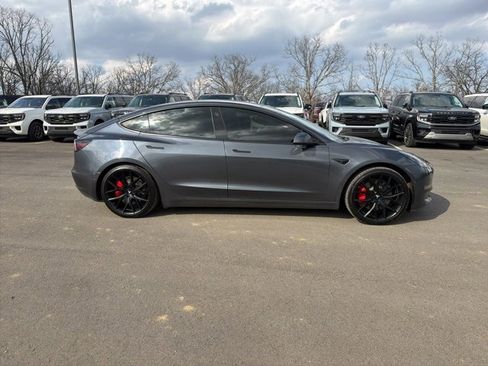 Used 2019 Tesla Model 3 Performance image 3