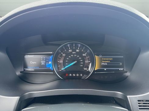 Used 2018 Ford Explorer Limited w/ Equipment Group 301A image 9