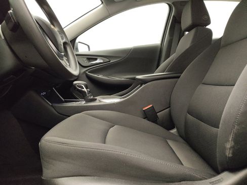 Used 2023 Chevrolet Malibu LT FWD image 17