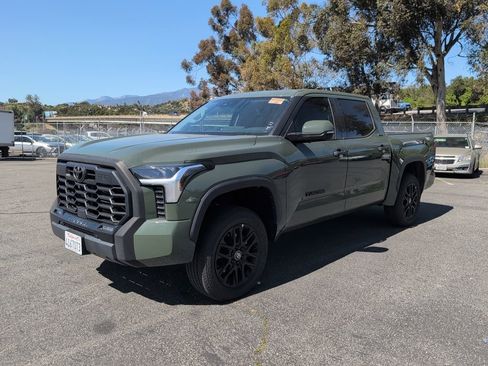 Used 2023 Toyota Tundra Limited w/ TRD Off-Road Package image 7