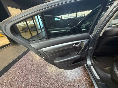 Used 2010 Acura TL SH-AWD image 25