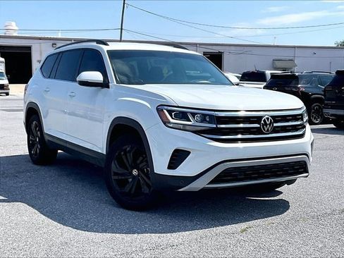 Used 2023 Volkswagen Atlas SE w/ Black Wheel Package AWD/4WD image 1