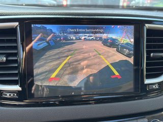 Used 2024 Chrysler Pacifica Touring-L FWD image 18
