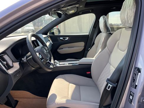 New 2026 Volvo XC60 B5 Core w/ Protection Package Premier image 10
