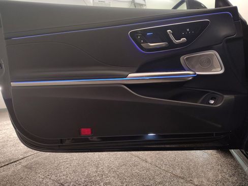 Certified 2026 Mercedes-Benz CLE 300 4MATIC Coupe image 17