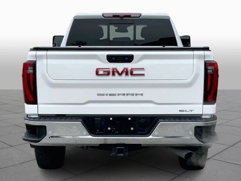 Used 2025 GMC Sierra 2500 SLT w/ SLT Premium Package image 5