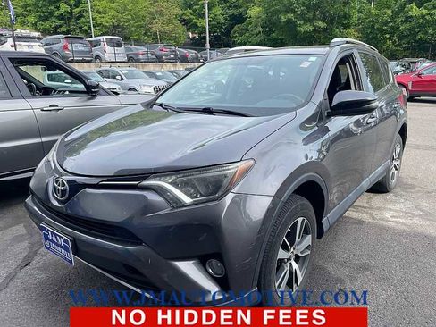 Used 2016 Toyota RAV4 XLE AWD/4WD image 1