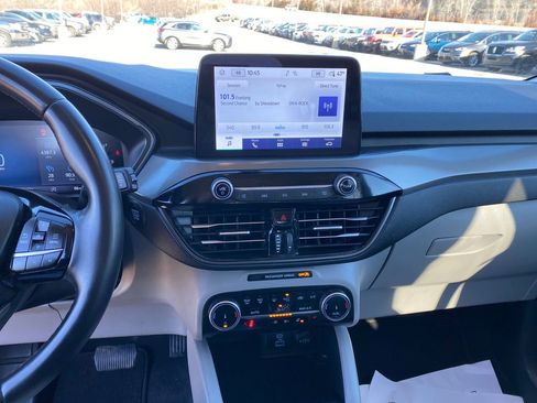 Used 2023 Ford Escape Active image 19